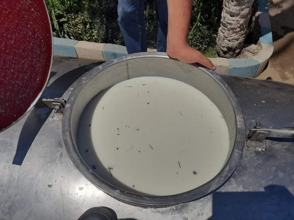 ضبط 2طن لبن فاسد بالفشن