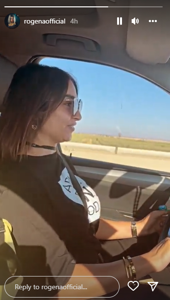 اطلالة كاجوال لـ روجينا تخطف الانظار