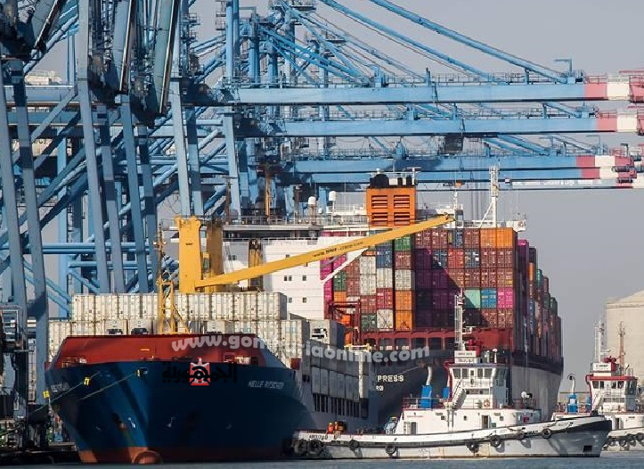 نشاط بحركة تداول البضائع بميناء الاسكندرية 