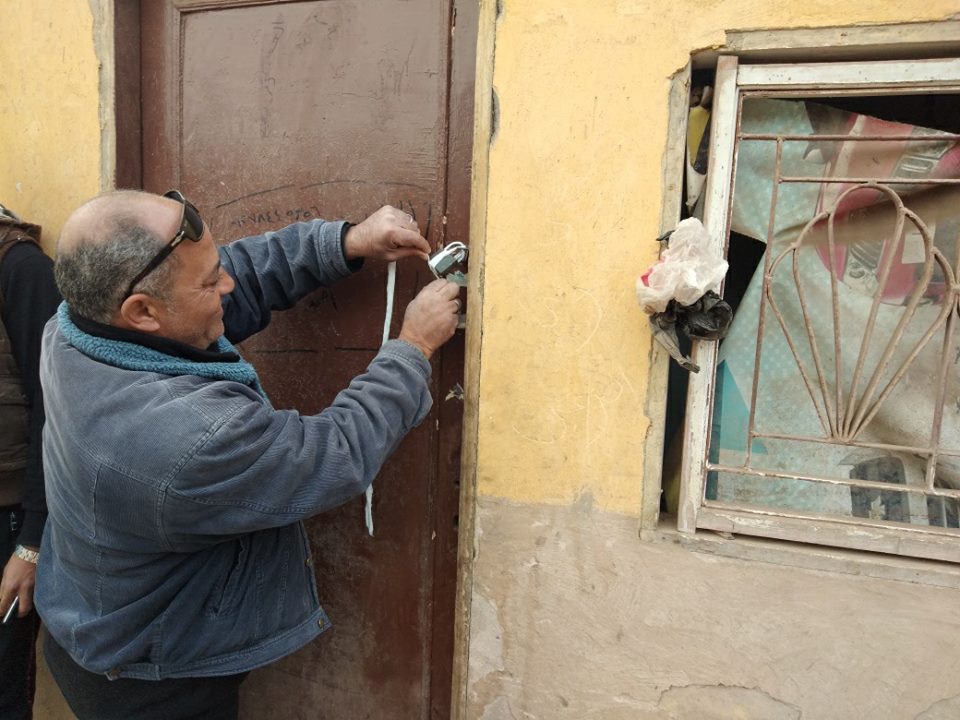 تقنين واضعى اليد فى كوم الضبع والصرف الصحى لعزبة علما بالباجور