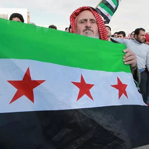 مصادر بقوات العشائر السورية: سنسلم الرقة بشكل كامل للحكومة بعد طرد قسد منها 