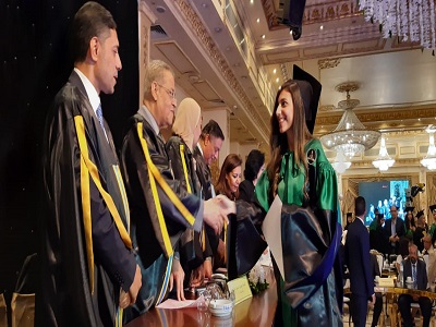 ألسن عين شمس تكرم أساتذتها وطلابها في حفل تخرج ٢٠١٨/٢٠١٩