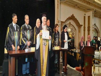 ألسن عين شمس تكرم أساتذتها وطلابها في حفل تخرج ٢٠١٨/٢٠١٩