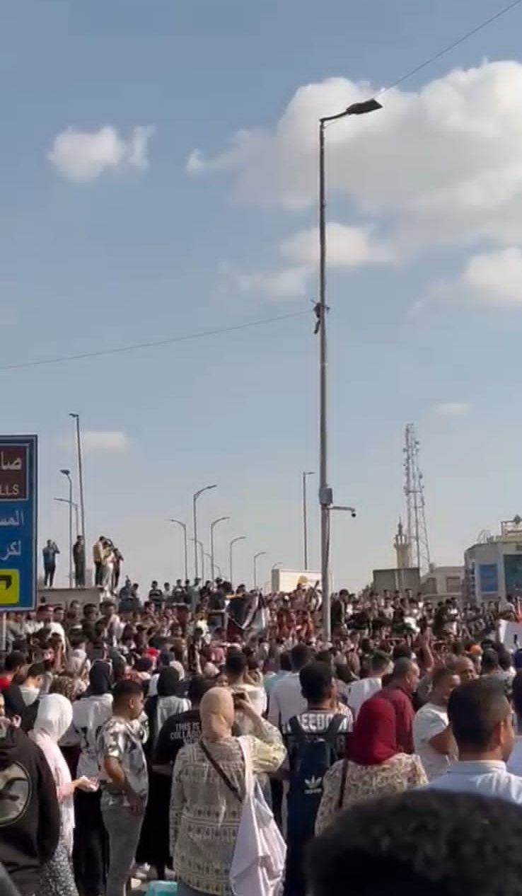 دعمًا وتأييدًا لموقف الرئيس.. مسيرة حاشدة في ٦ أكتوبر بالجيزة
