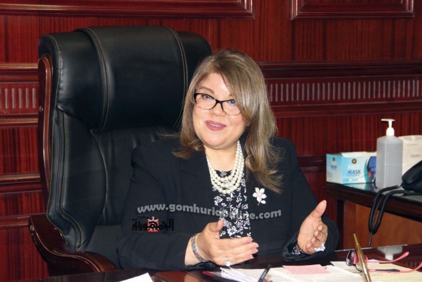 فيبي فوزي وكيل مجلس الشيوخ 