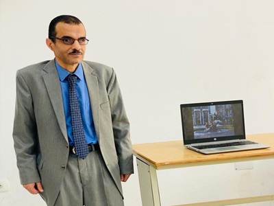 د. حاتم سلامة أستاذ الأدب الإنجليزي ووكيل اَداب العريش