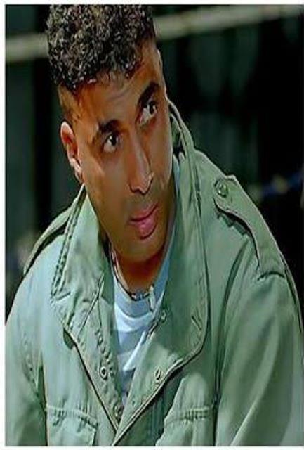 الفنان أحمد زكى