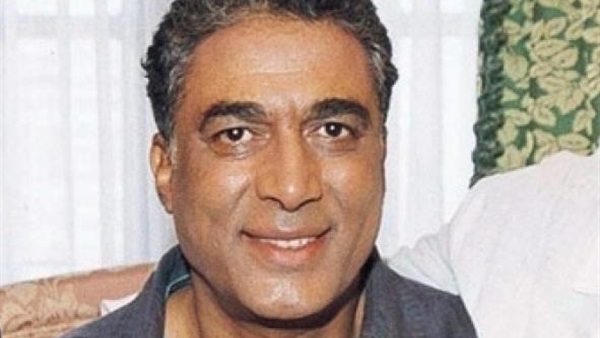 الفنان أحمد زكى