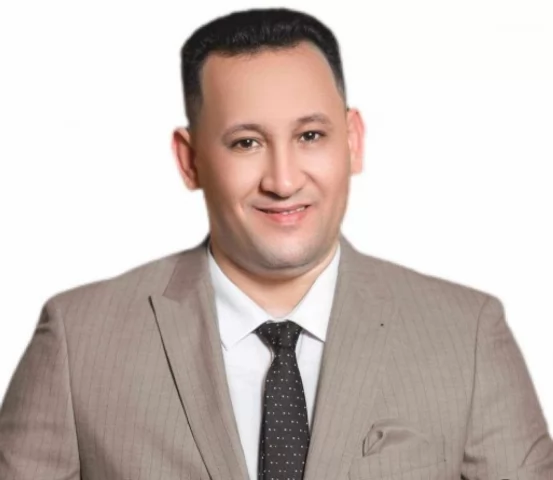 الدكتور أشرف غراب الخبير الاقتصادي