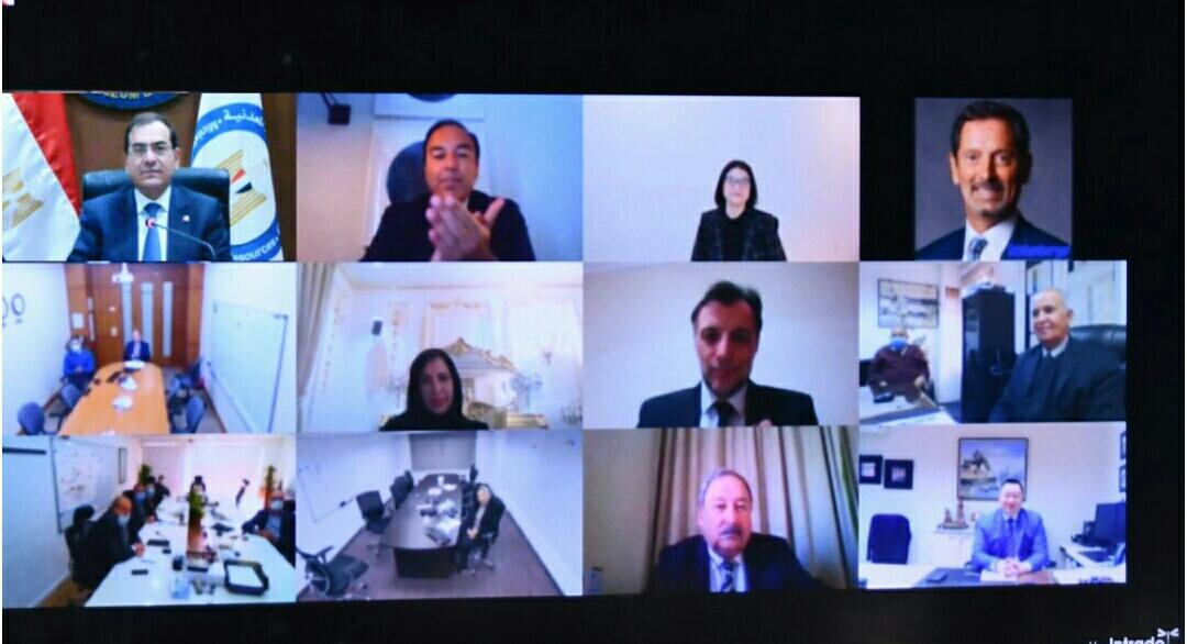 وزير البترول يعلن إطلاق المزايدة العالمية عبر البوابة الرقمية 