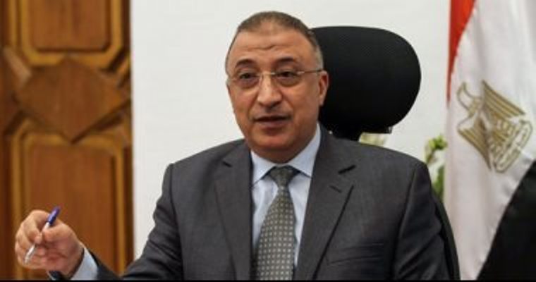محافظ الإسكندرية يتسلم حقوق الملكية الفكرية للمشروع 