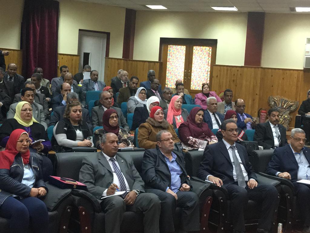 تعليم القاهرة: غرفة عمليات بكل إدارة لمتابعة الامتحانات والتحرك السريع