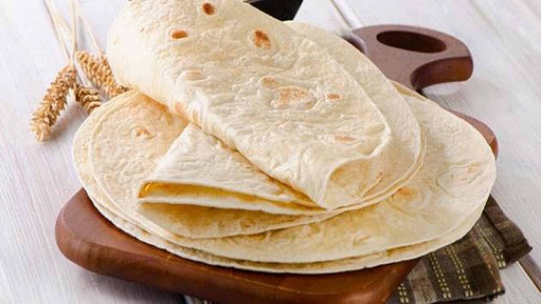 خبز التورتيلا او التاكوس 