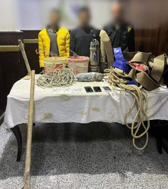 المتهمون والمضبوطات 