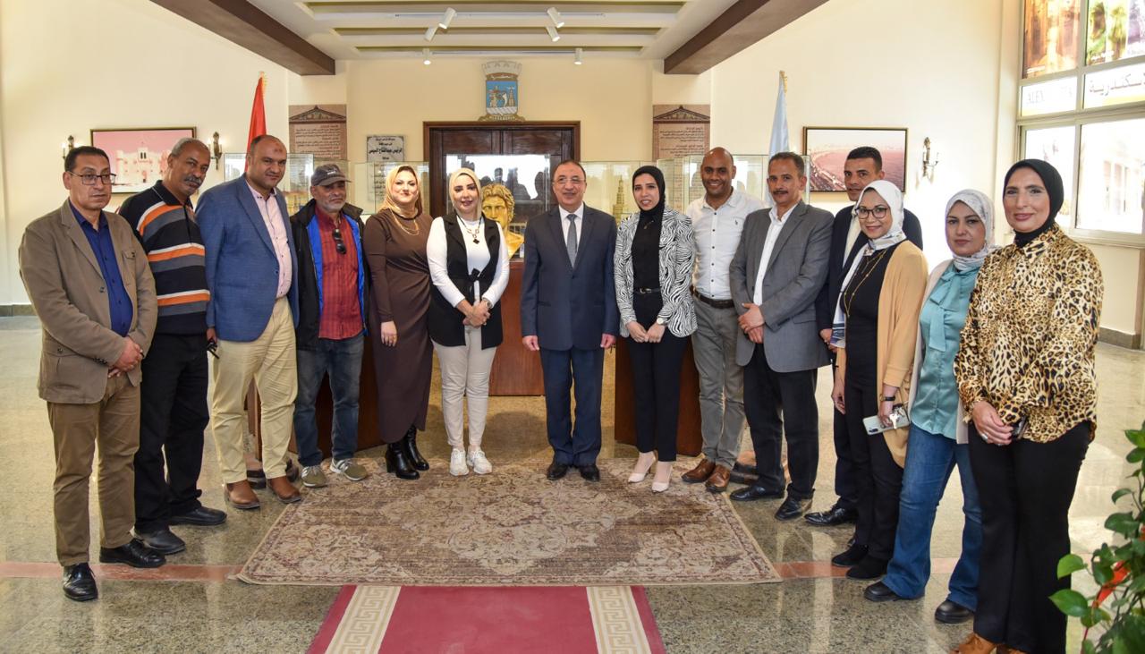 الشريف يفتتح أعمال تطوير المدخل الرئيسي لمبنى ديوان عام المحافظة