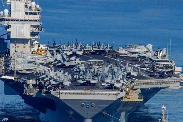 "سي إن إن": حاملة الطائرات "جيرالد آر فورد" وصلت مع مدمرتين للبحر الأحمر 