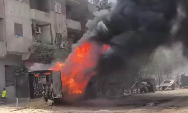 اشتعال حريق بكشك كهرباء في قرية ميت قادوس بأبو النمرس 