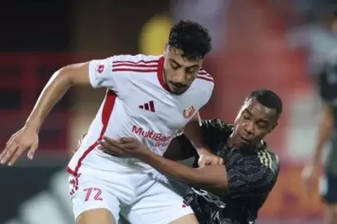 الأهلي يتلقى صدمة قوية بشأن عودة أكرم توفيق 