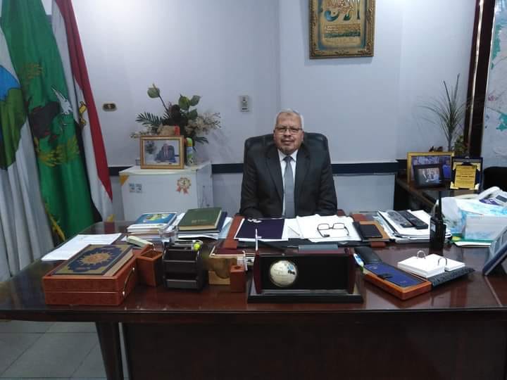 محمد نجيب رئيس شركة مياه الشرب والصرف الصحى بالمنوفية