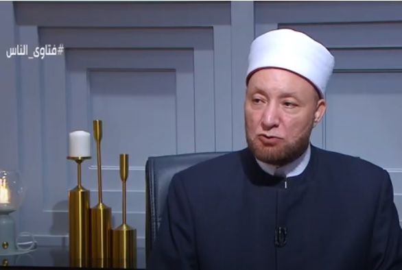 الشيخ عويضة عثمان أمين الفتوى بدار الإفتاء المصرية