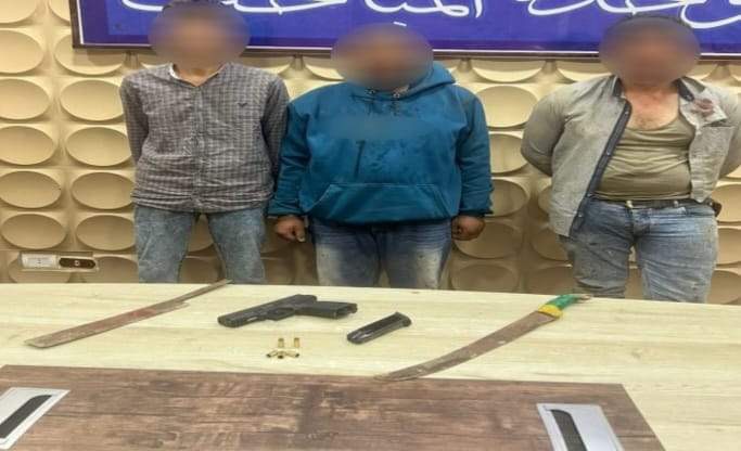 المتهمون والمضبوطات 