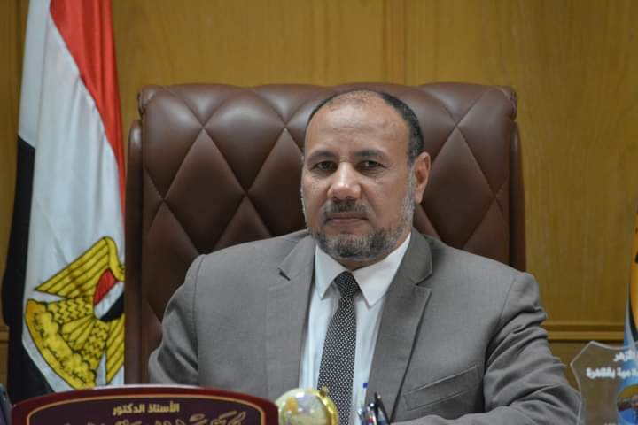 الدكتور سلامة داود