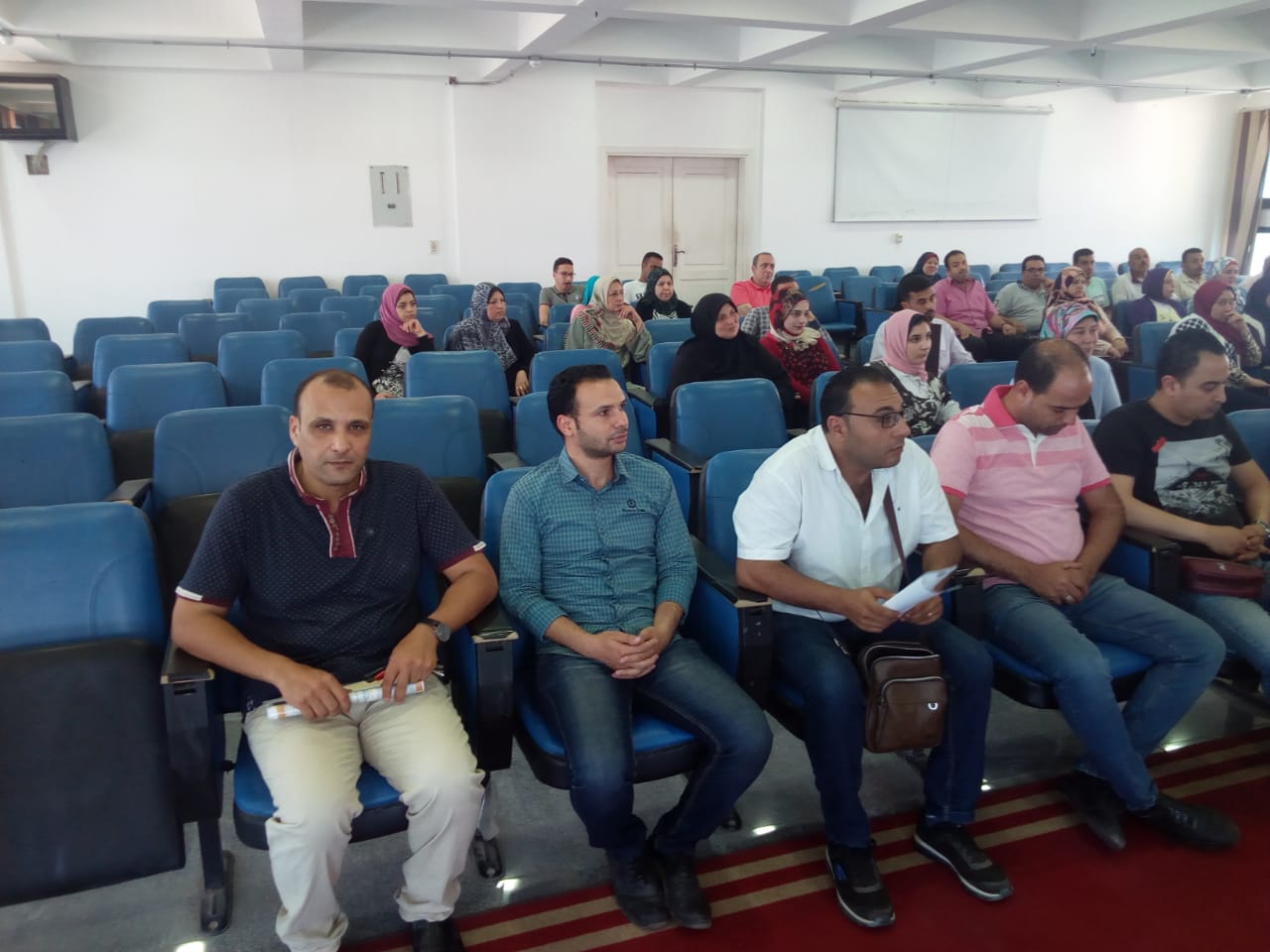 جلسة تحضيرية للمؤتمر الدولي الثاني (العلوم الإنسانية ودورها في التنمية المستدامة واستشراف المستقبل) 