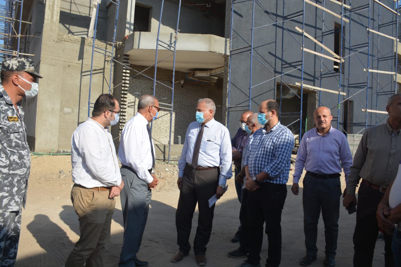محافظ القليوبية يتفقد أعمال تطوير مستشفى طوخ المركزي واللمسات الاخيرة 