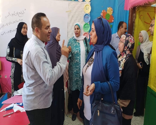 التربية الإجتماعية بتعليم القليوبية تتابع النشاط الصيفى بمدرسة ميت كنانة بطوخ