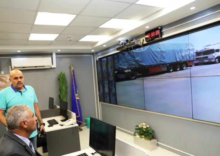 محافظ أسوان