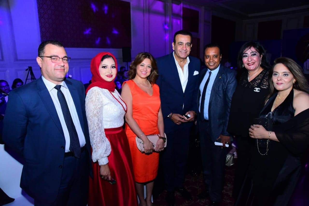  تكريم نجوم الوسط الفني في مهرجان 