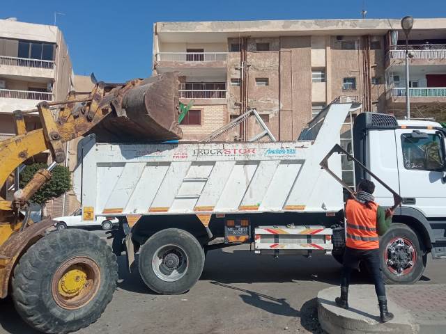 جهاز 6 أكتوبر يرفع عدادات المرافق عن المحلات فى حملة مكبرة.. تعرف على الأسباب والحل