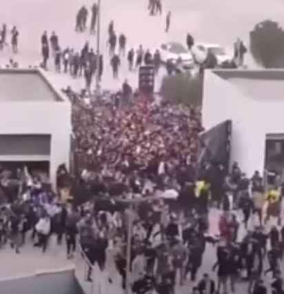 شاهد تدافع الجماهير قيل نهائى  