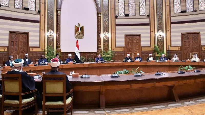 عاجل .. الرئيس السيسي يشدد على أن بناء الأوطان لا يتحقق إلا ببناء الإنسان 