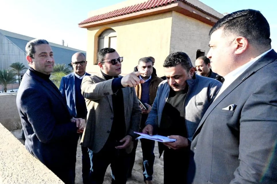 وزير الإسكان ومحافظ دمياط يتابعان تطوير المنطقة الحرة 