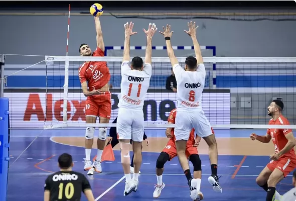 الاهلي والزمالك في الطائره