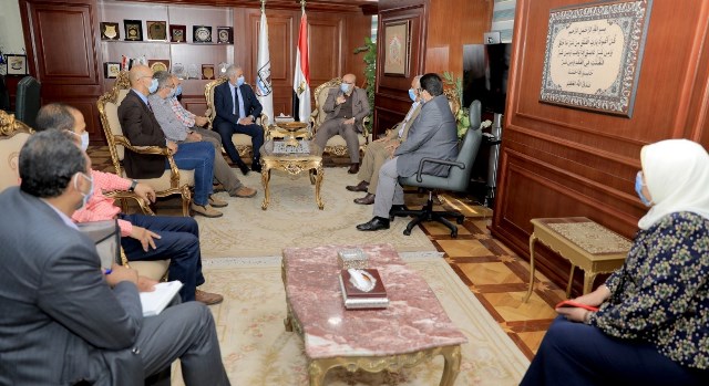 محافظ بني سويف يبحث خطوات النهوض السياحة