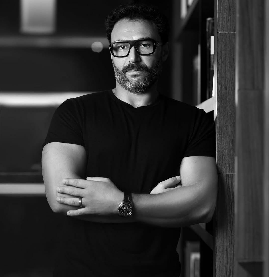 الفنان محمد العمروسى