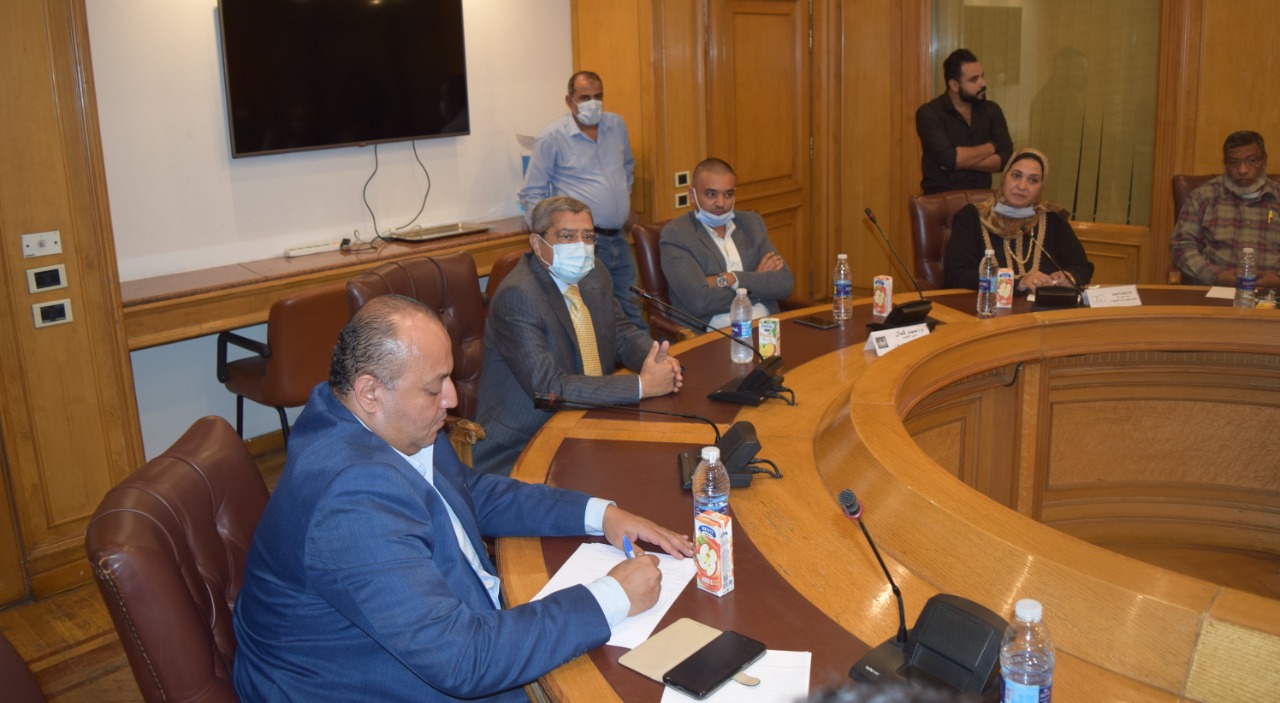 شعبة الاتصالات تناقش آليات ضبط السوق.. و