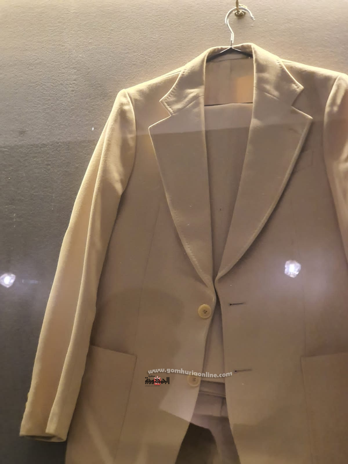 ننشر صور حصرية لأزياء وتليفون العندليب عبد الحليم حافظ بمتحفه بموسم الرياض