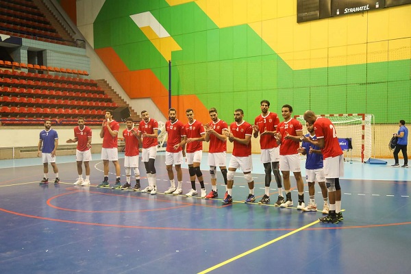 طائرة الاهلى