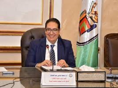 الدكتور محمد سامي عبد الصادق رئيس جامعة القاهرة