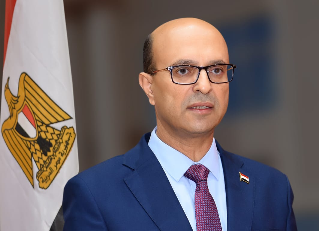 الدكتور أحمد المنشاوي رئيس جامعة أسيوط