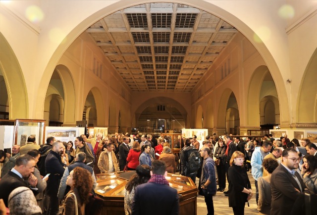 وزير الآثار والسفير الفرنسي يفتتحان معرضا للحفائر الفرنسية في مصر