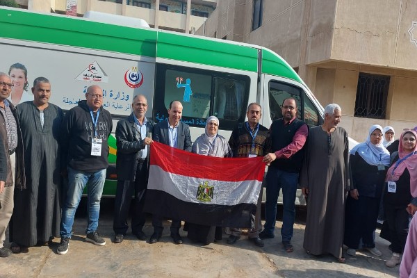 بالمجان.. الكشف على ١٥٠٠ مواطن بميت الحوفيين بمدينة بنها