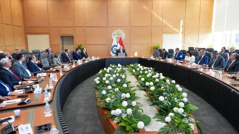 وزير البترول يناقش الخطة الجديدة للاستكشاف والإنتاج مع رؤساء الشركات العالمية 