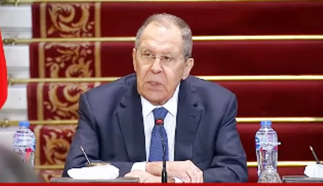 وزير الخارجية الروسي: متمسكون بالتسوية السياسية في أوكرانيا 