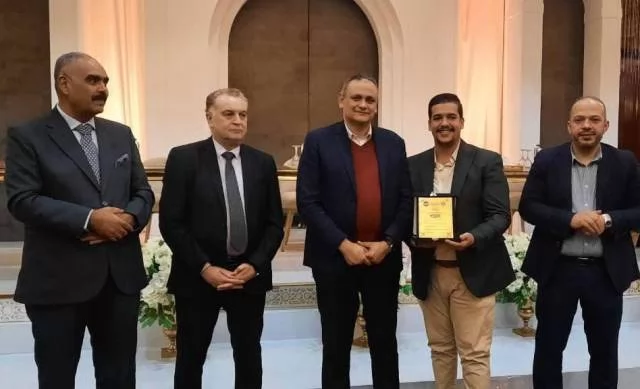 أسباب تكريم مدير سنترال مدينة الشروق 2 فى قطاع القاهرة الجديدة.. بالصور 