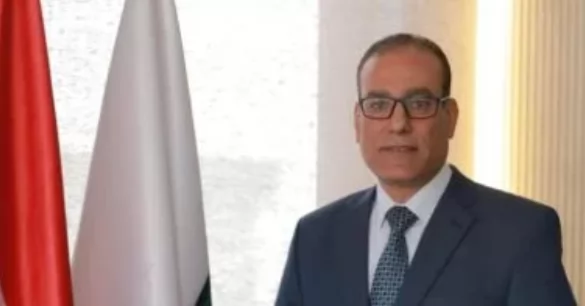 الدكتور مصطفى عزام