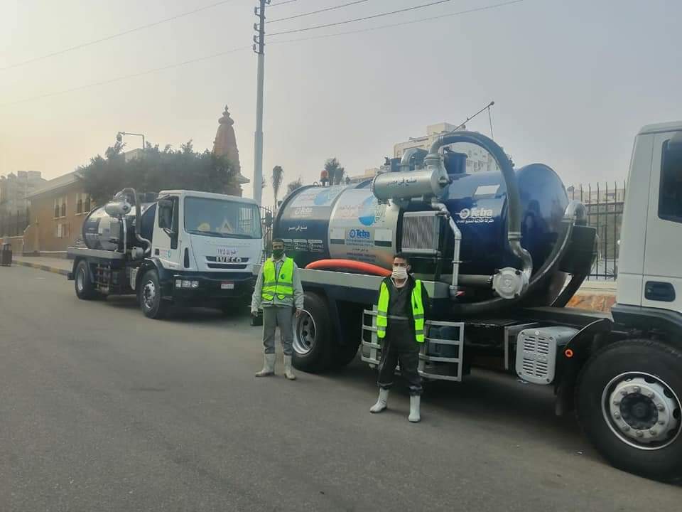 إستمرار جهود شركة مياه القناة فى سحب مياه الأمطار بمحافظات القناة الثلاثة